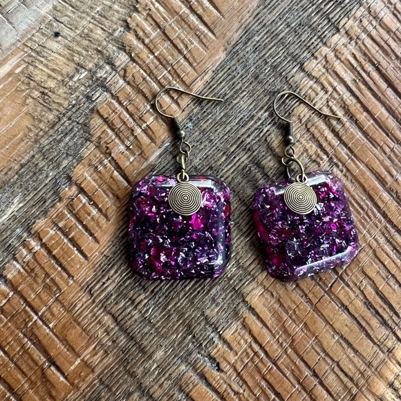 Magenta Galaxy Resin Earrings - Picture 3 of 4